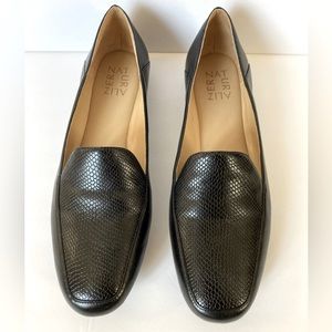 NWOT Women’s Naturalizer KATE Loafer